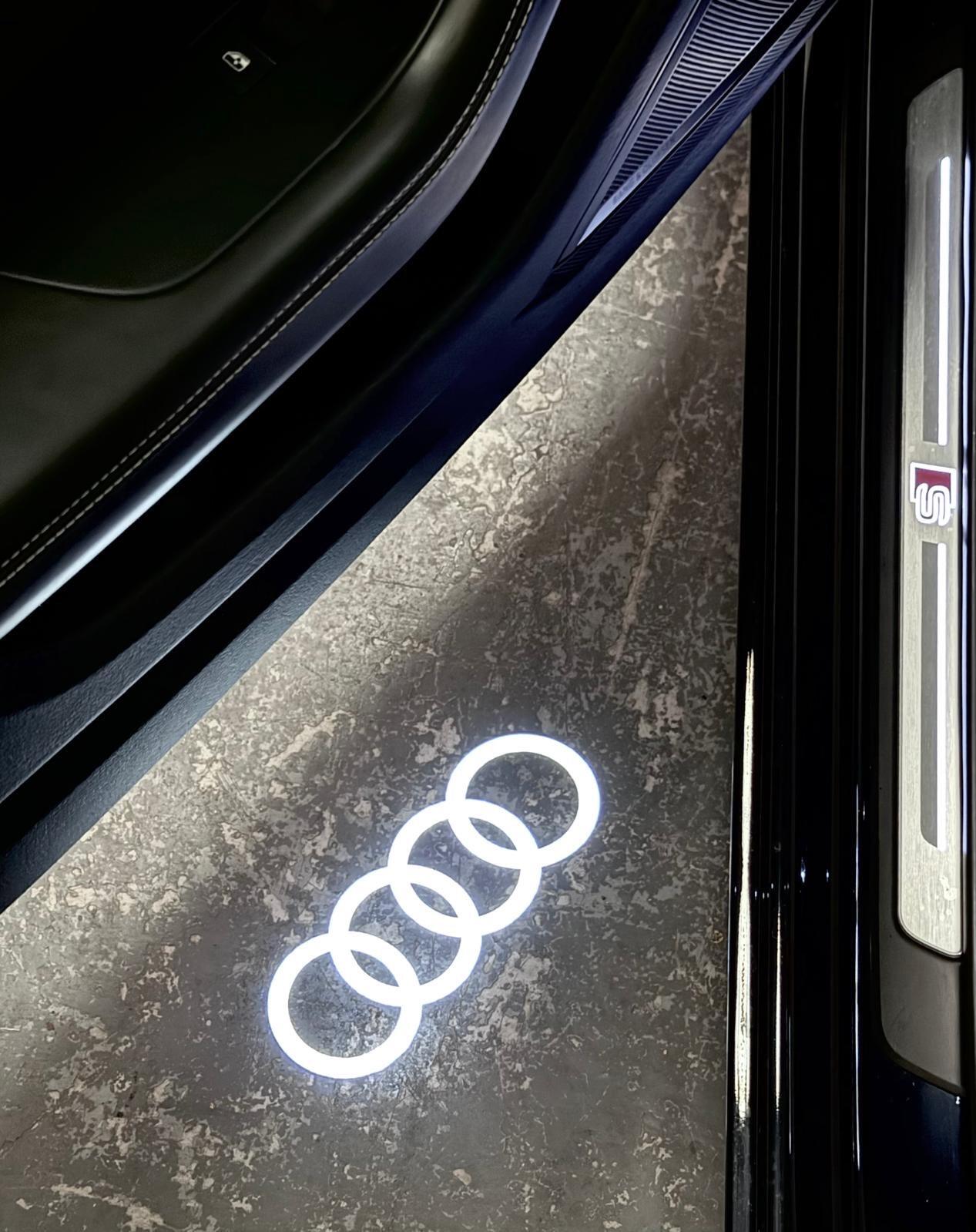 Audi A6 Saloon view 22