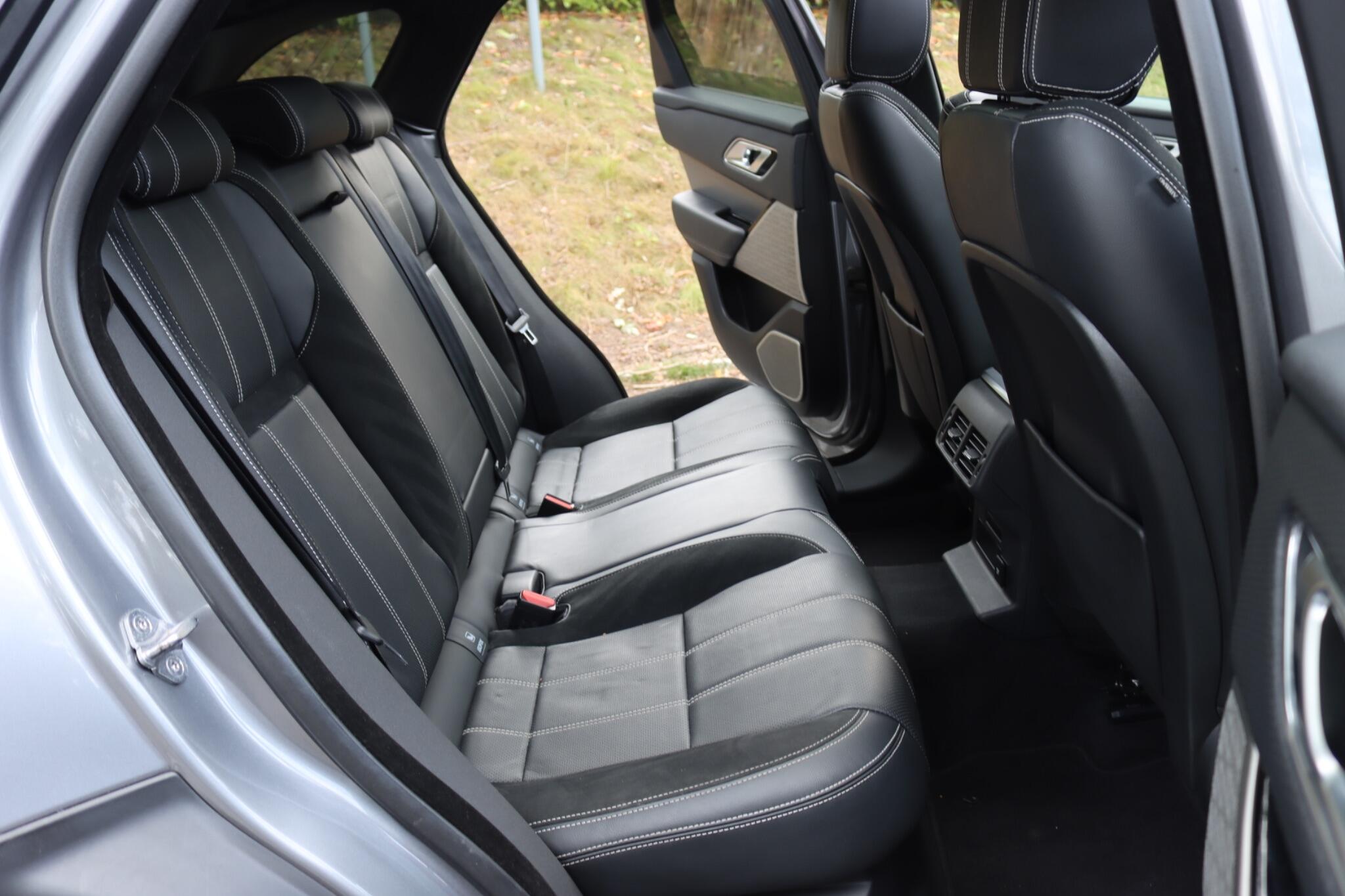 Land Rover Range Rover Velar view 10