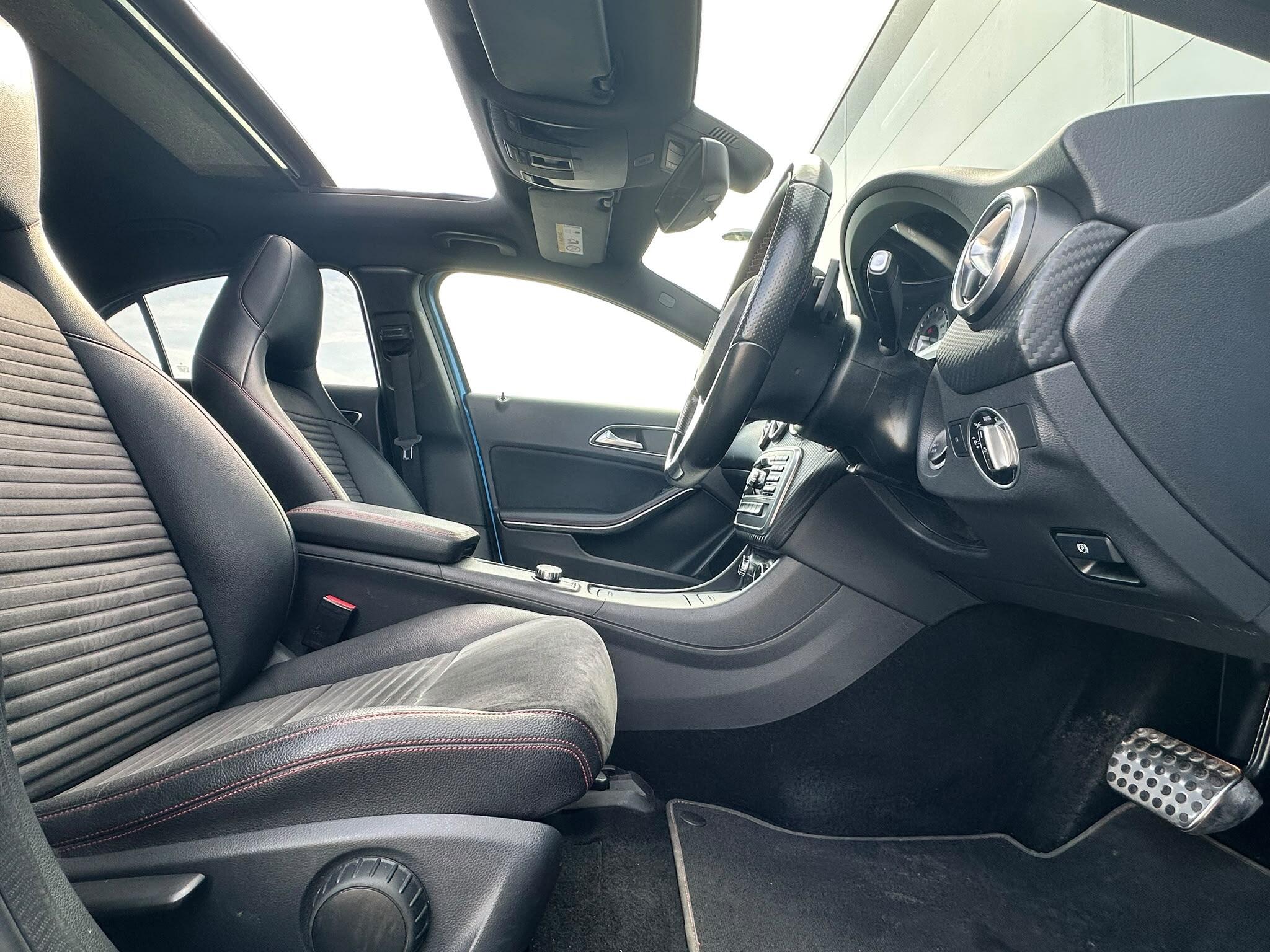 Mercedes-Benz A-Class view 25