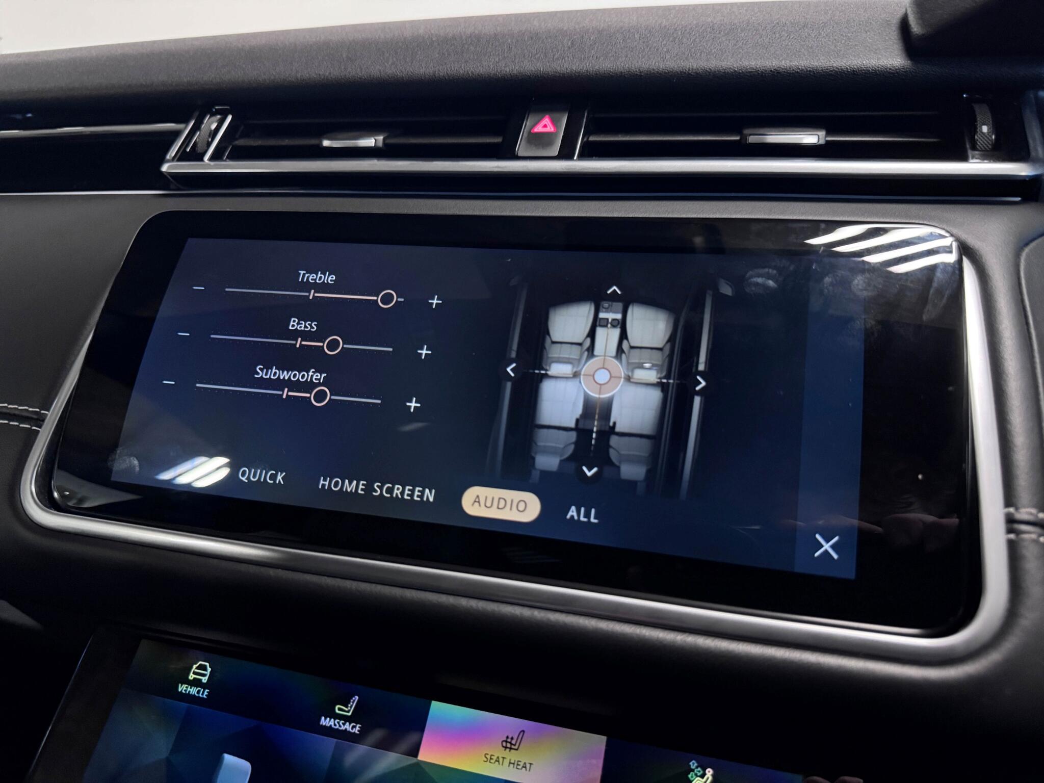 Land Rover Range Rover Velar view 61