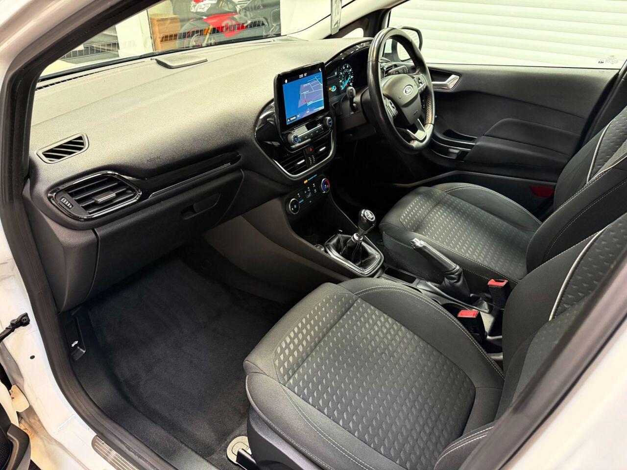Ford Fiesta view 27