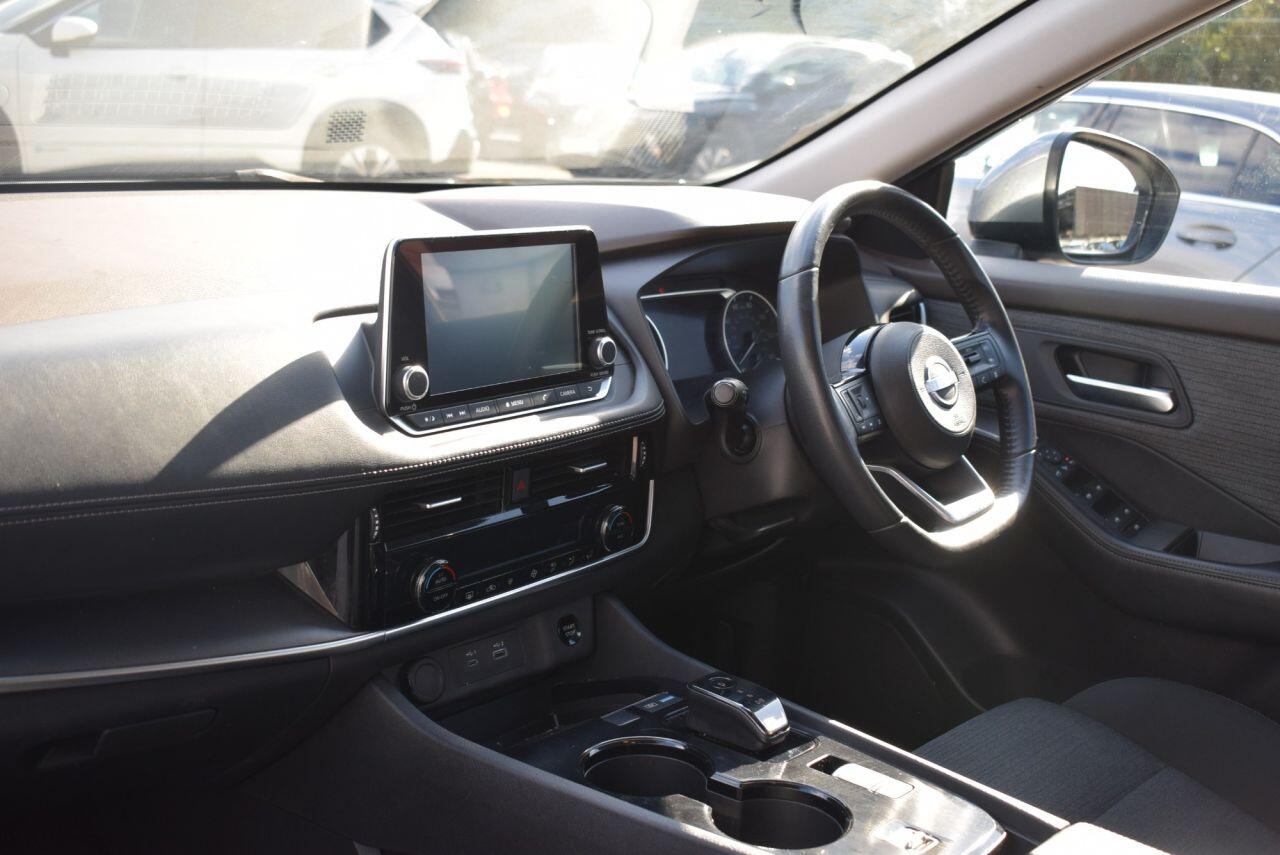 Nissan X-Trail view 13