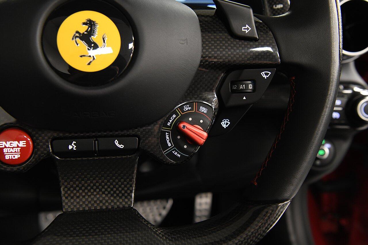 Ferrari 812 view 28