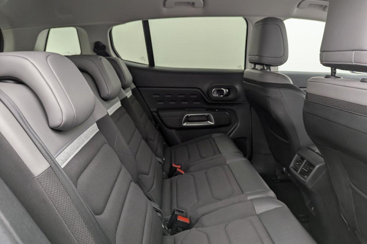 Citroen C5 Aircross view 16