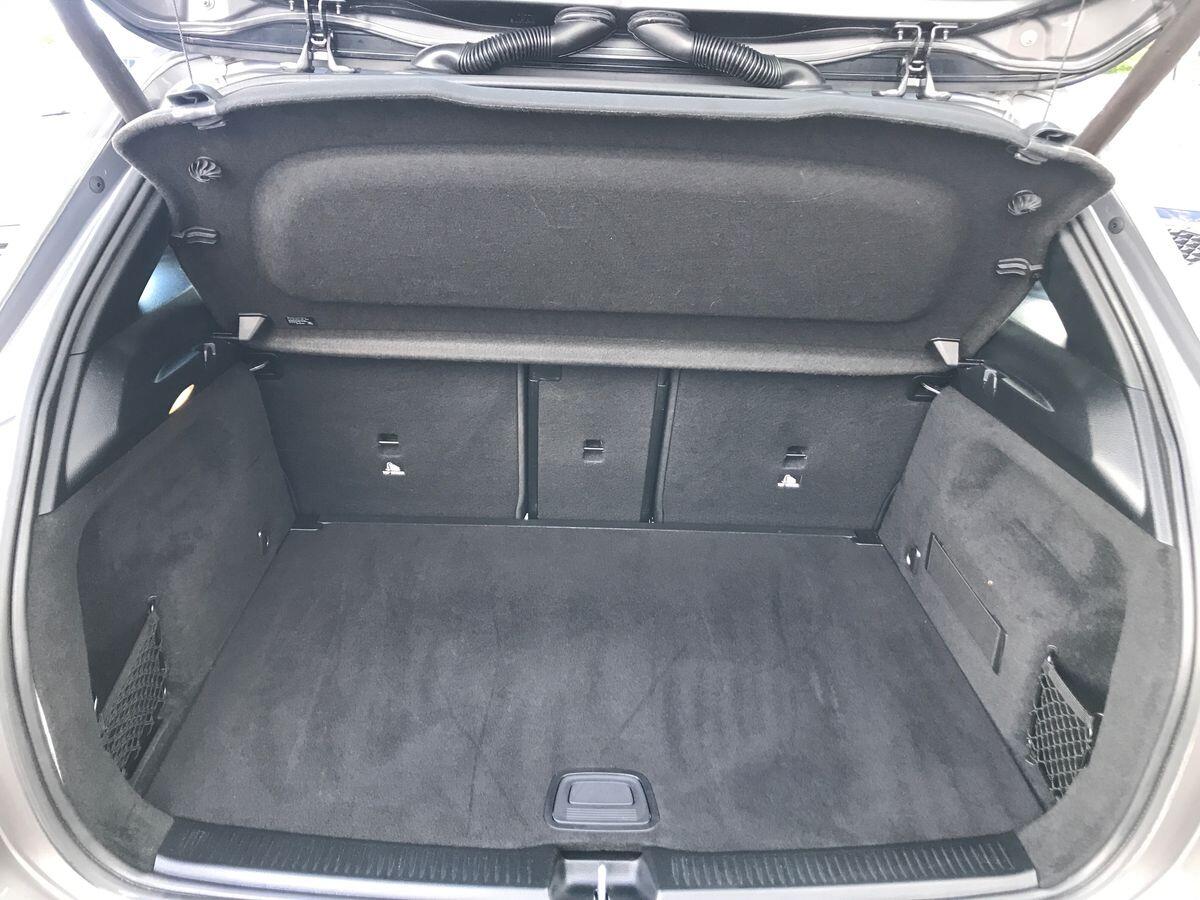 Mercedes-Benz B-Class view 8