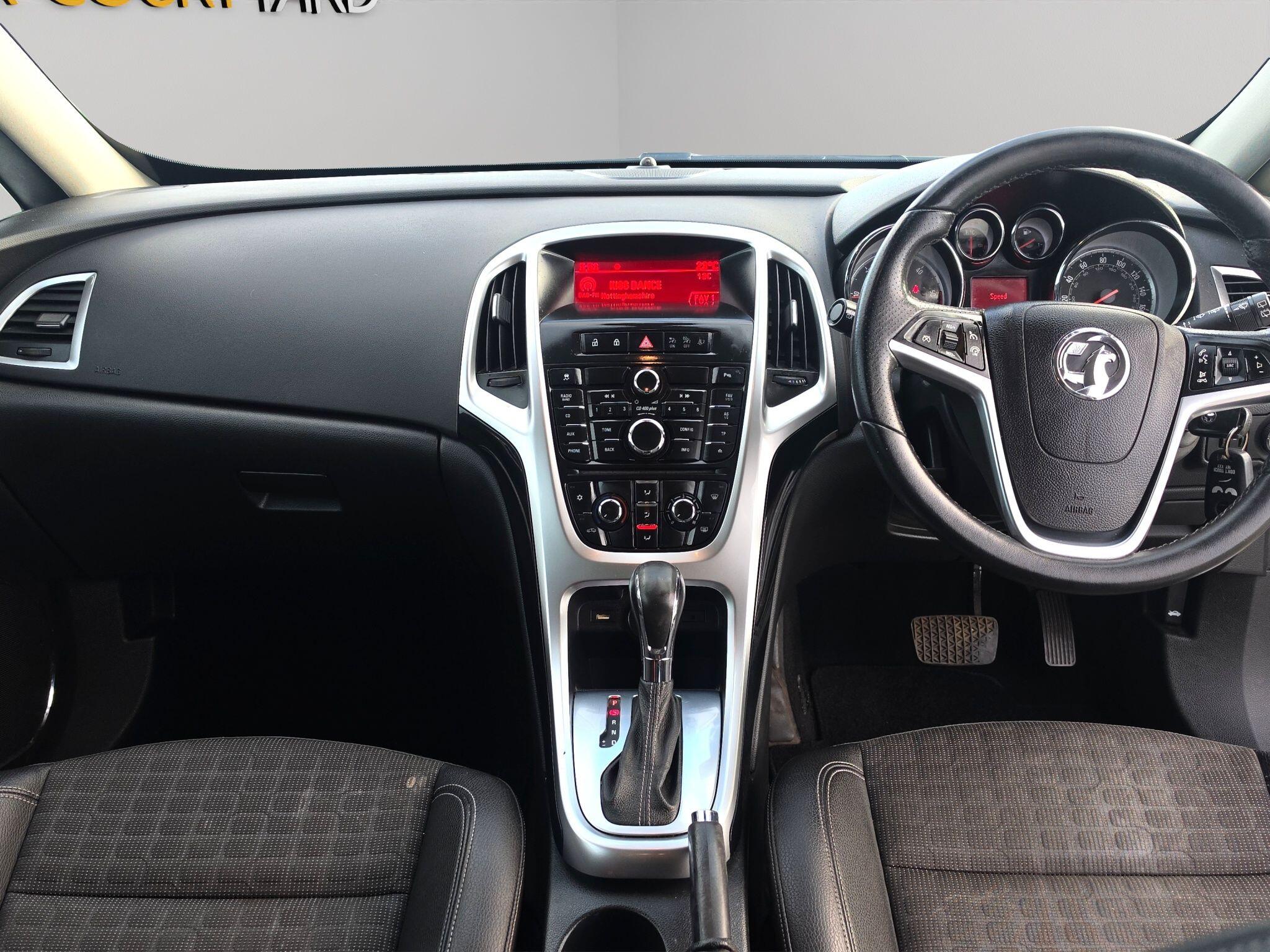 Vauxhall Astra GTC view 9