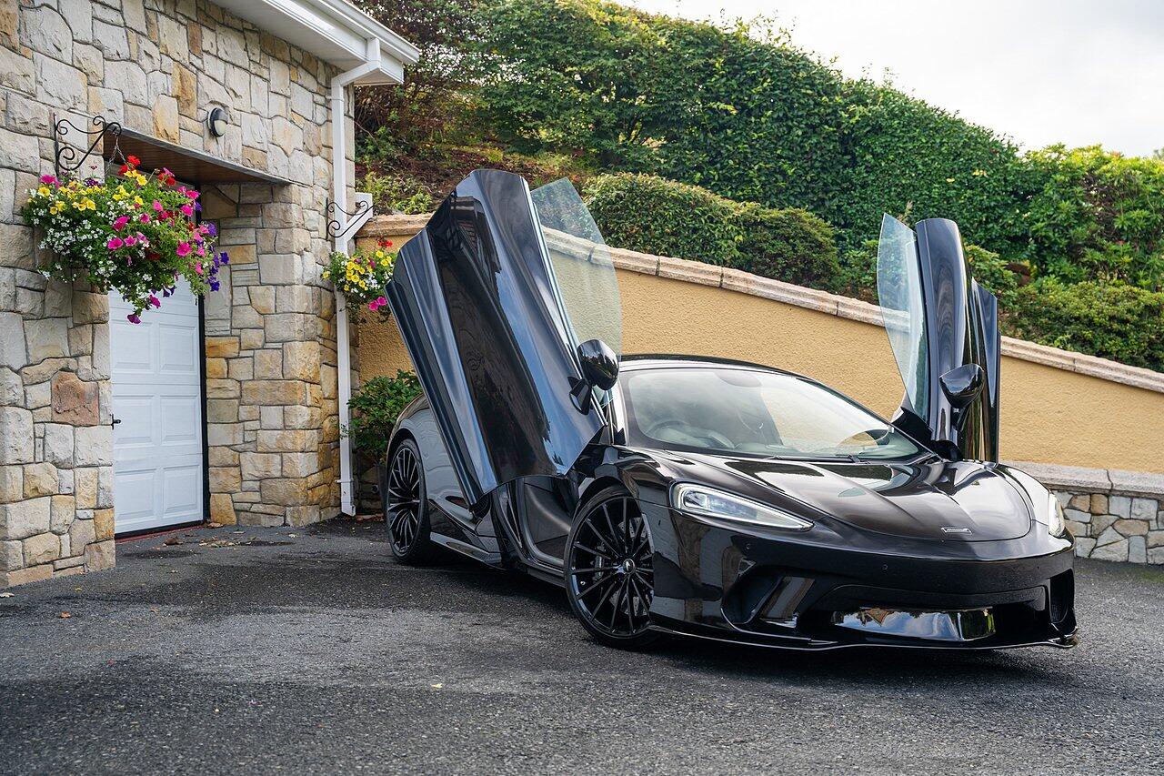 McLaren GT view 42