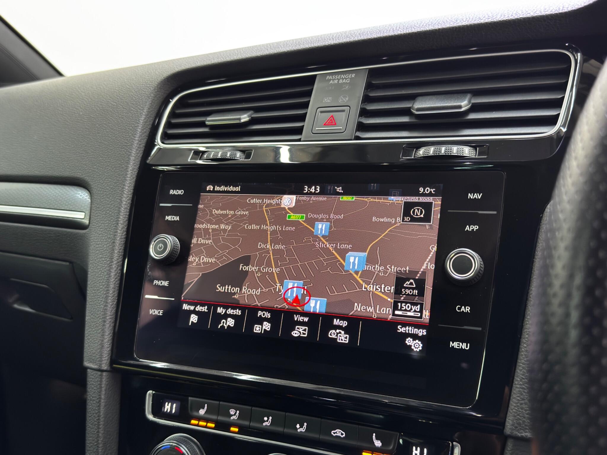 Volkswagen Golf view 9