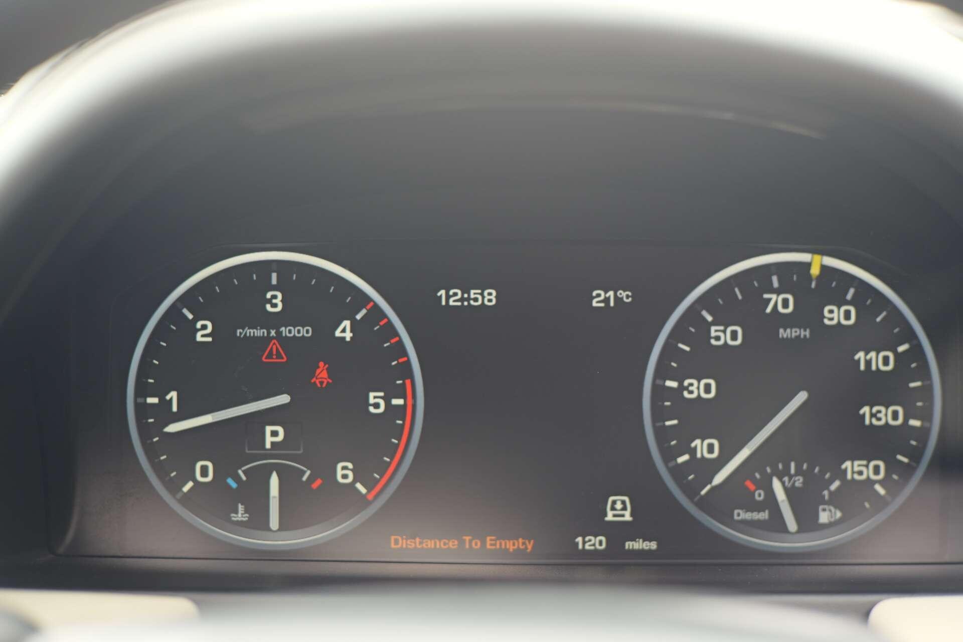 Land Rover Range Rover view 17