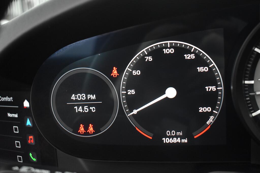 Porsche 911 view 66