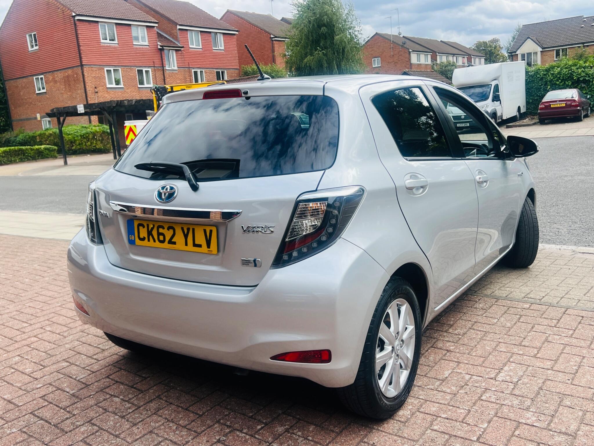 Toyota Yaris view 27