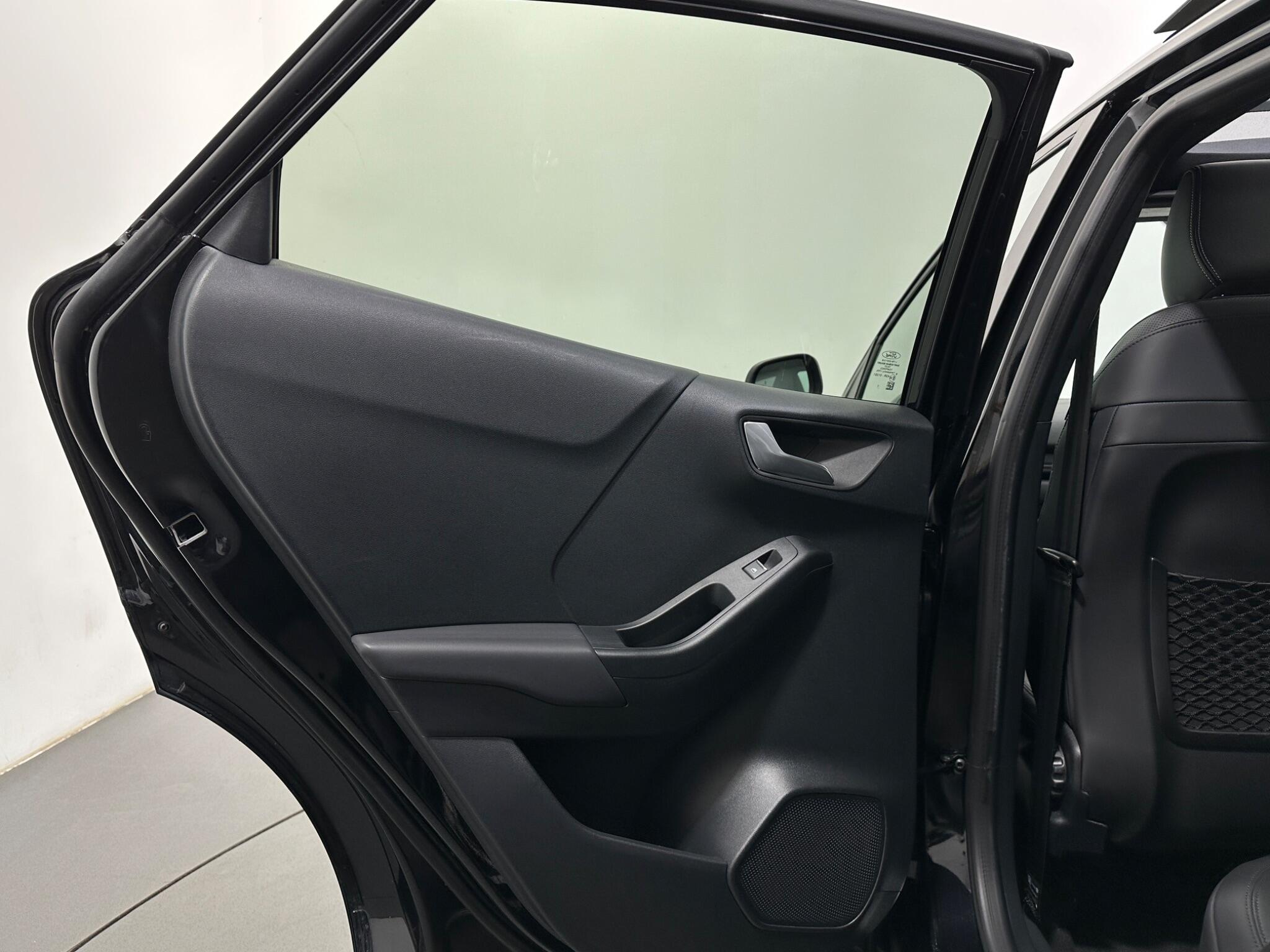Ford Puma view 38