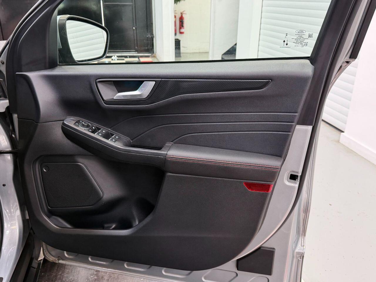 Ford Kuga view 12