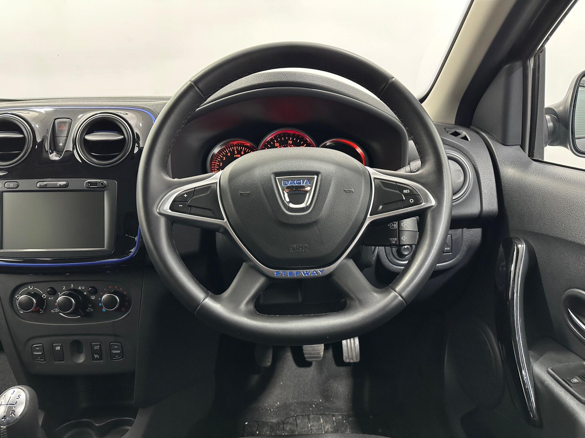 Dacia Sandero Stepway view 13