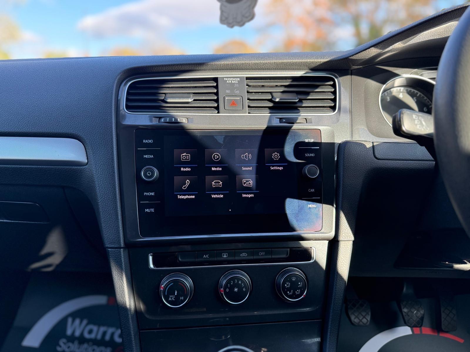 Volkswagen Golf view 25