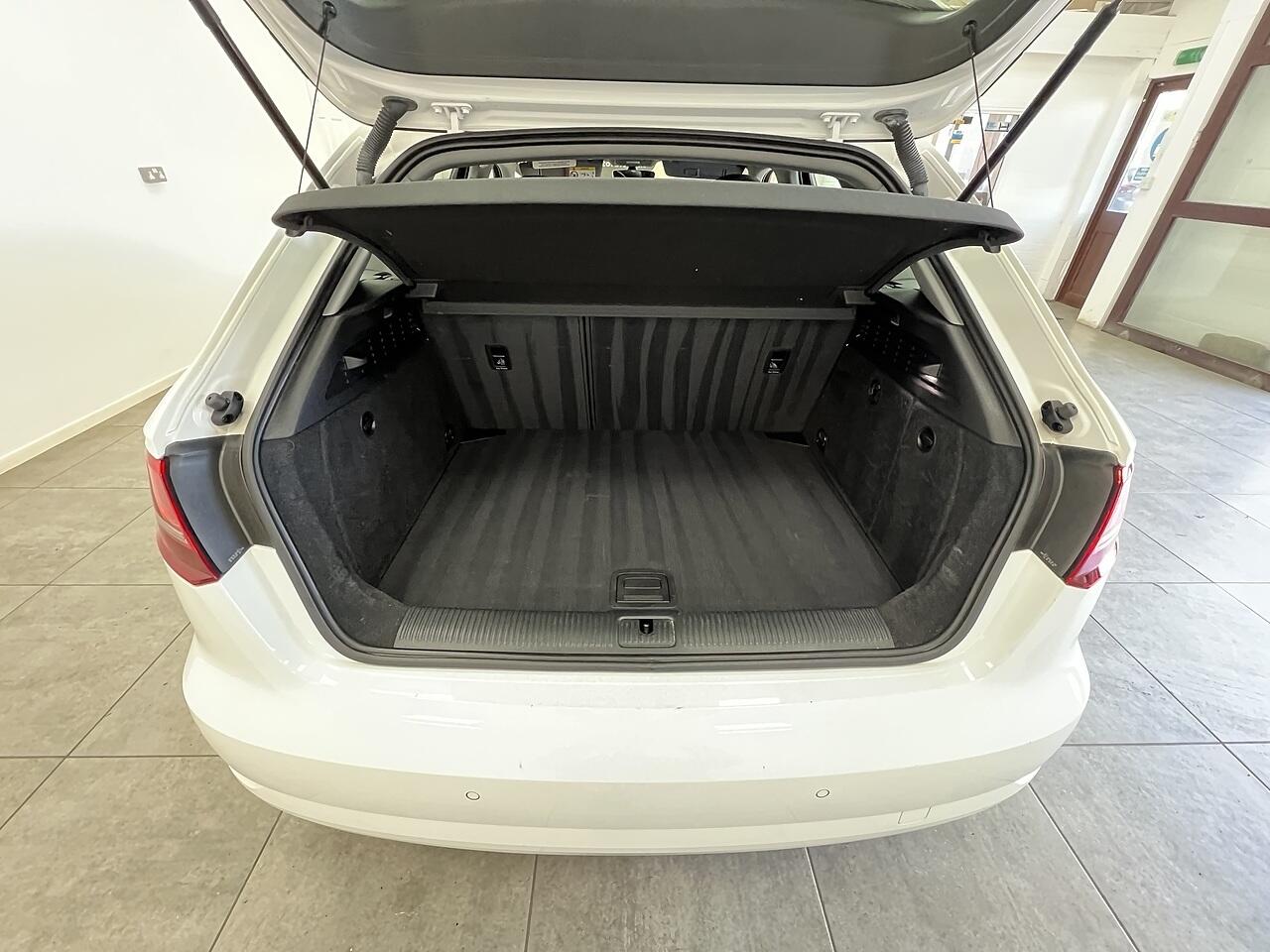 Audi A3 view 18