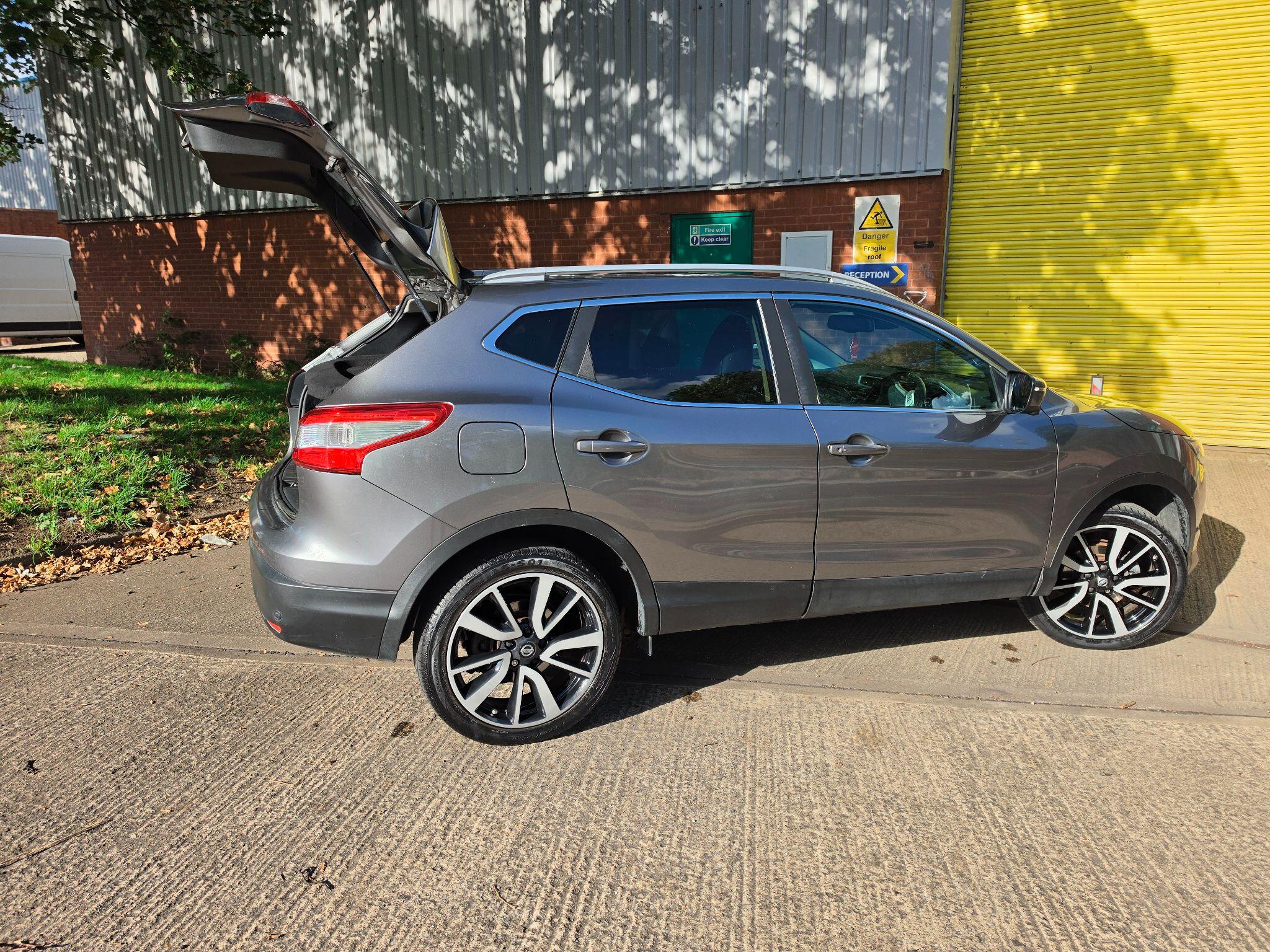 Nissan Qashqai view 6