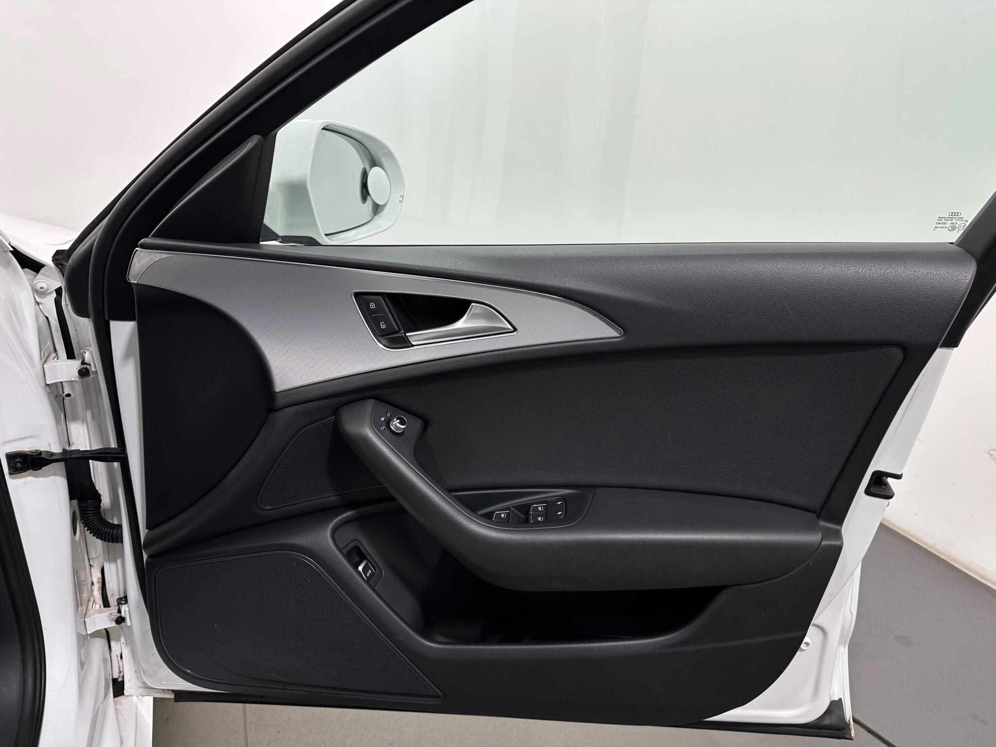 Audi A6 view 34