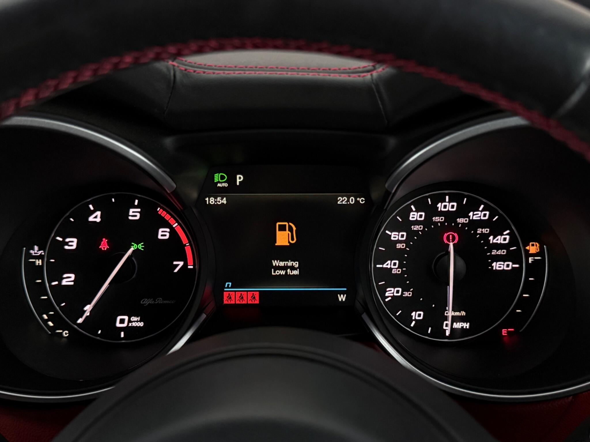 Alfa Romeo Stelvio view 15