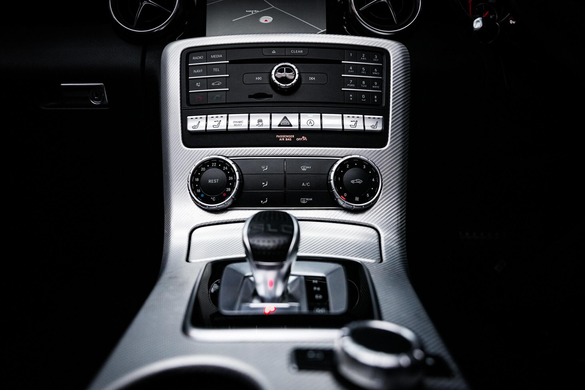 Mercedes-Benz SLC view 44
