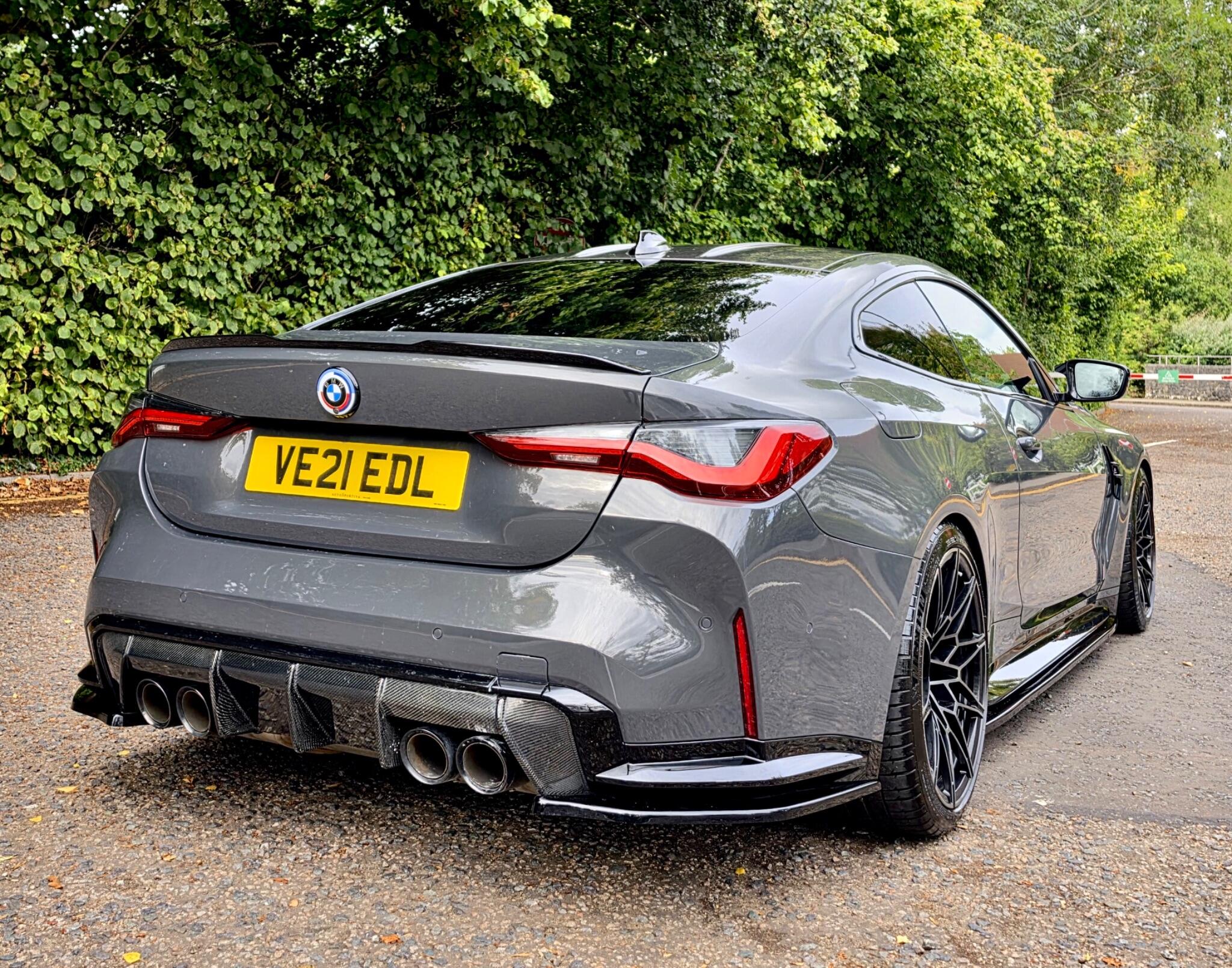 BMW M4 view 10