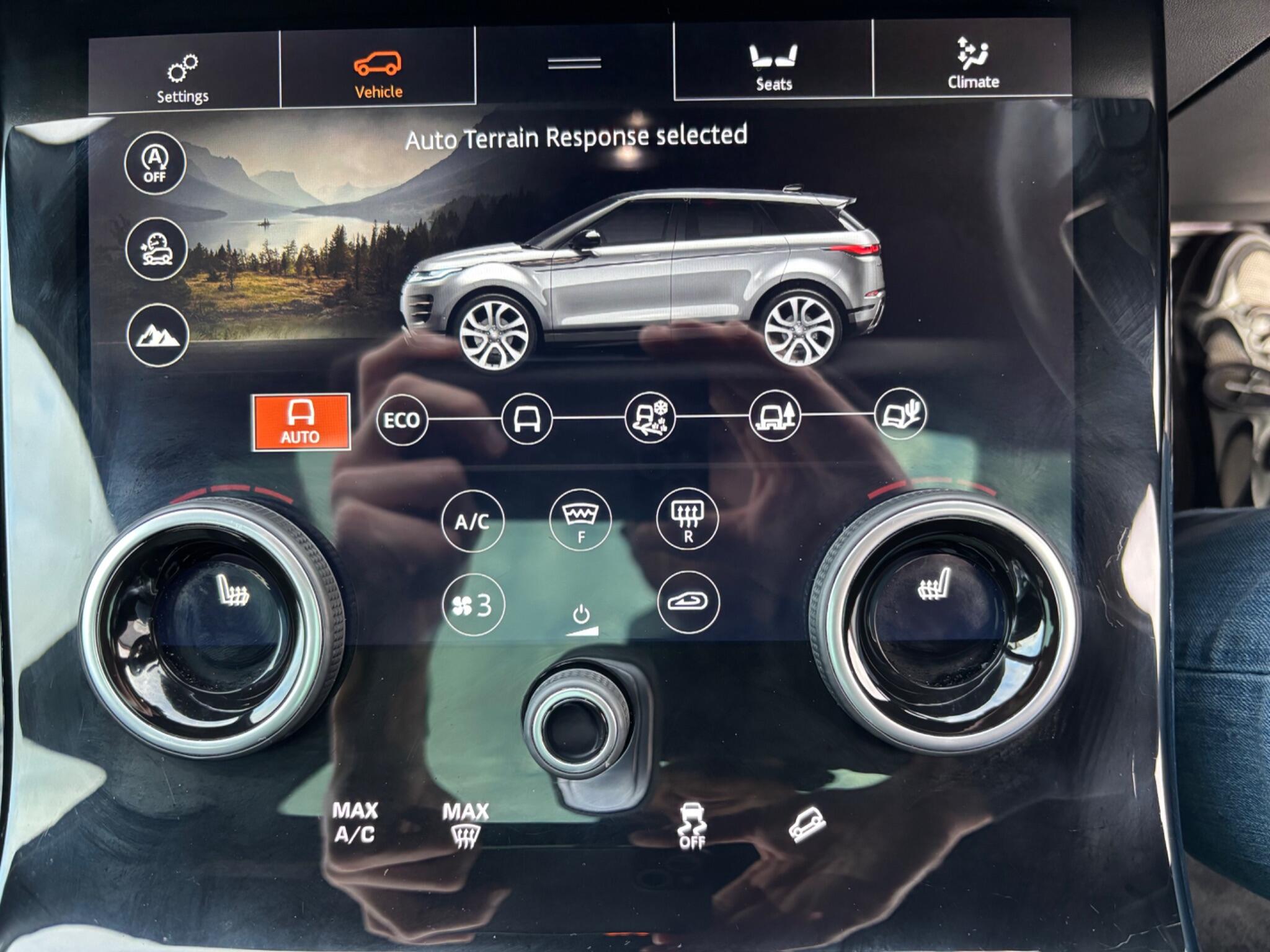 Land Rover Range Rover Evoque view 14
