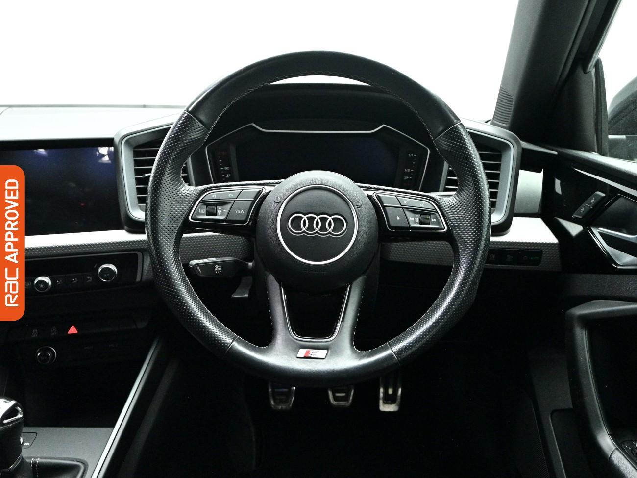 Audi A1 view 9