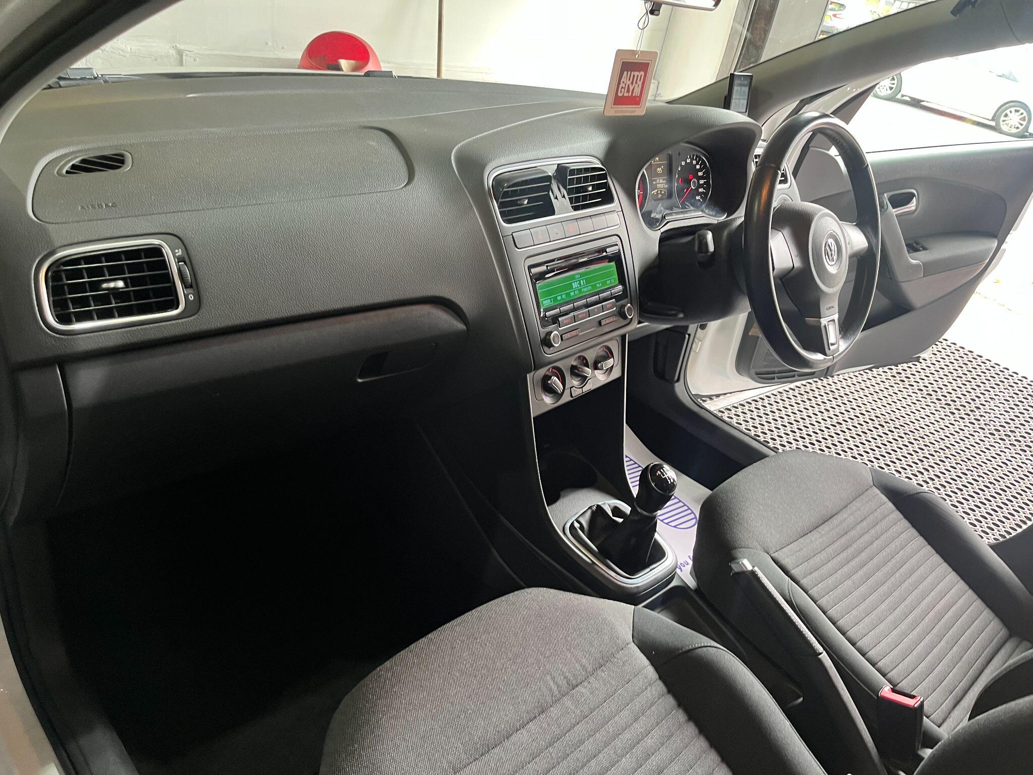 Volkswagen Polo view 35