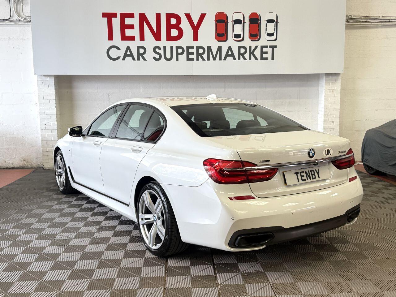 BMW 7 Series view 7