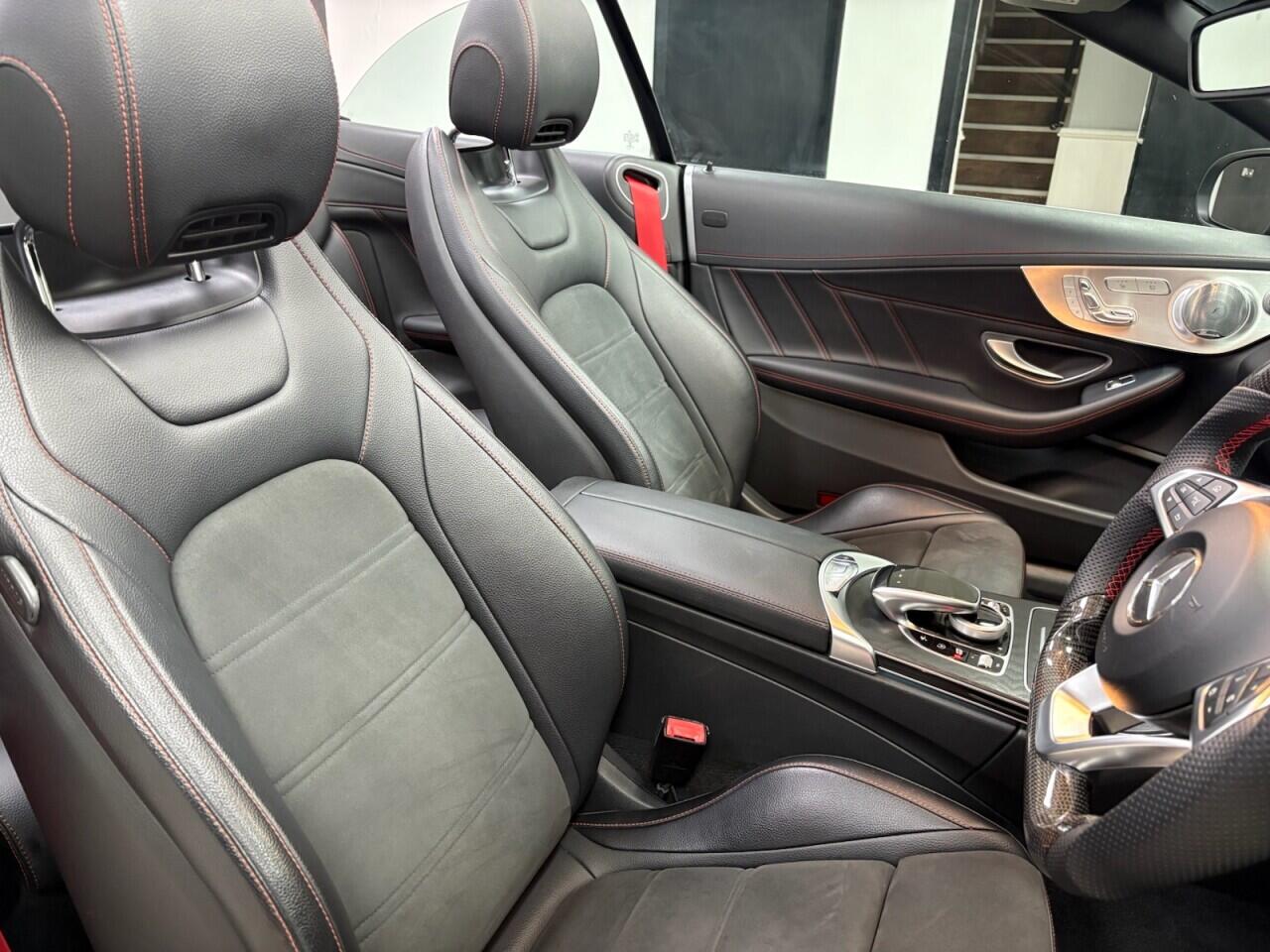 Mercedes-Benz C-Class view 21