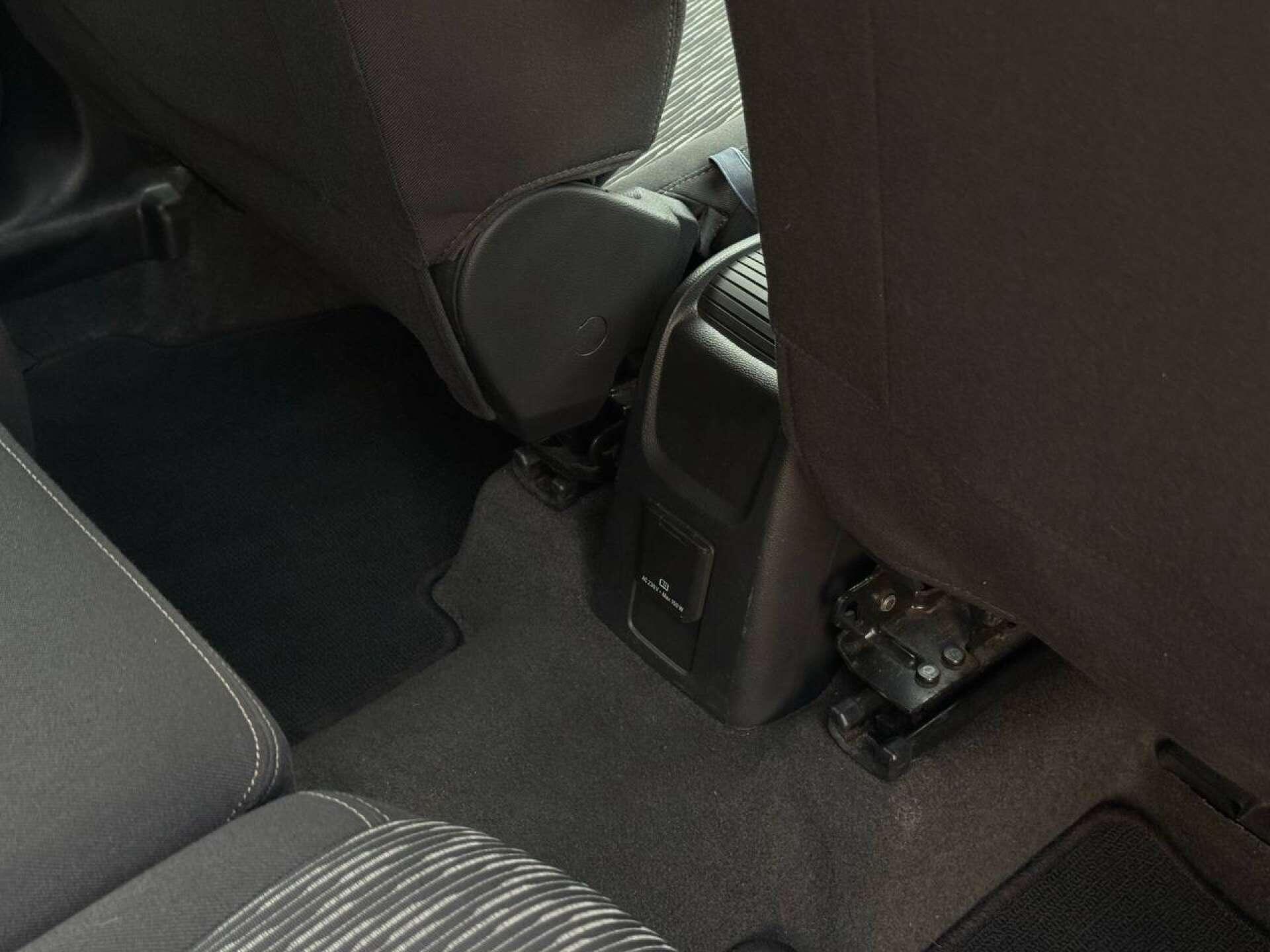 Vauxhall Mokka view 26