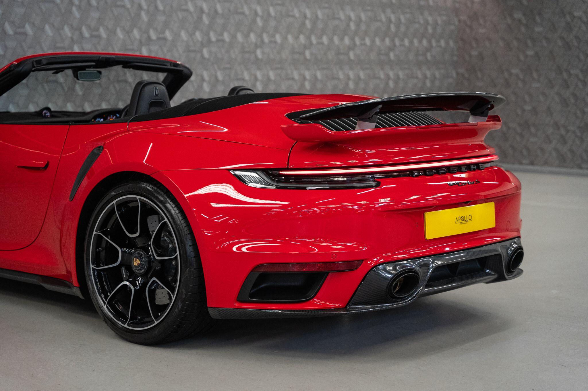 Porsche 911 view 47
