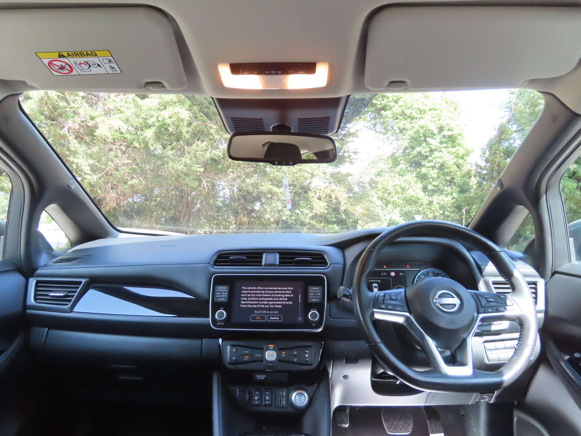 Nissan Leaf view 7