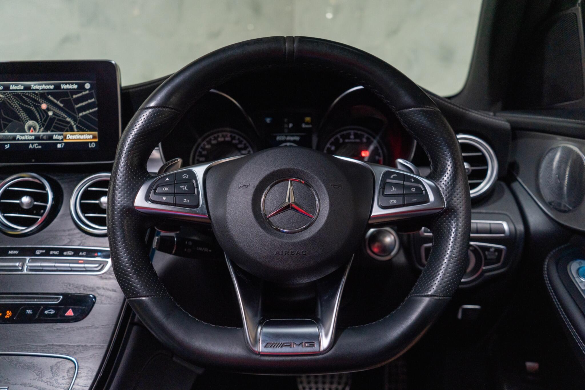 Mercedes-Benz GLC view 35