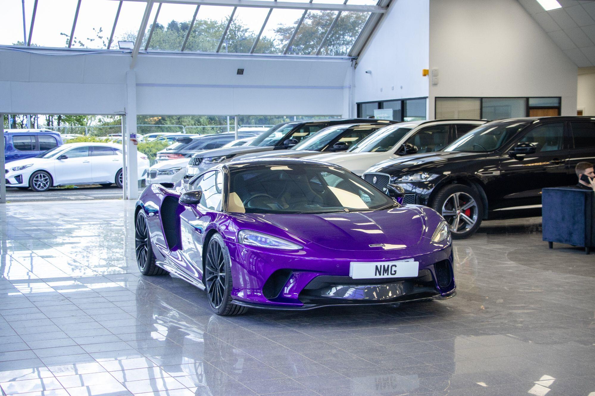 Mclaren GT view 10