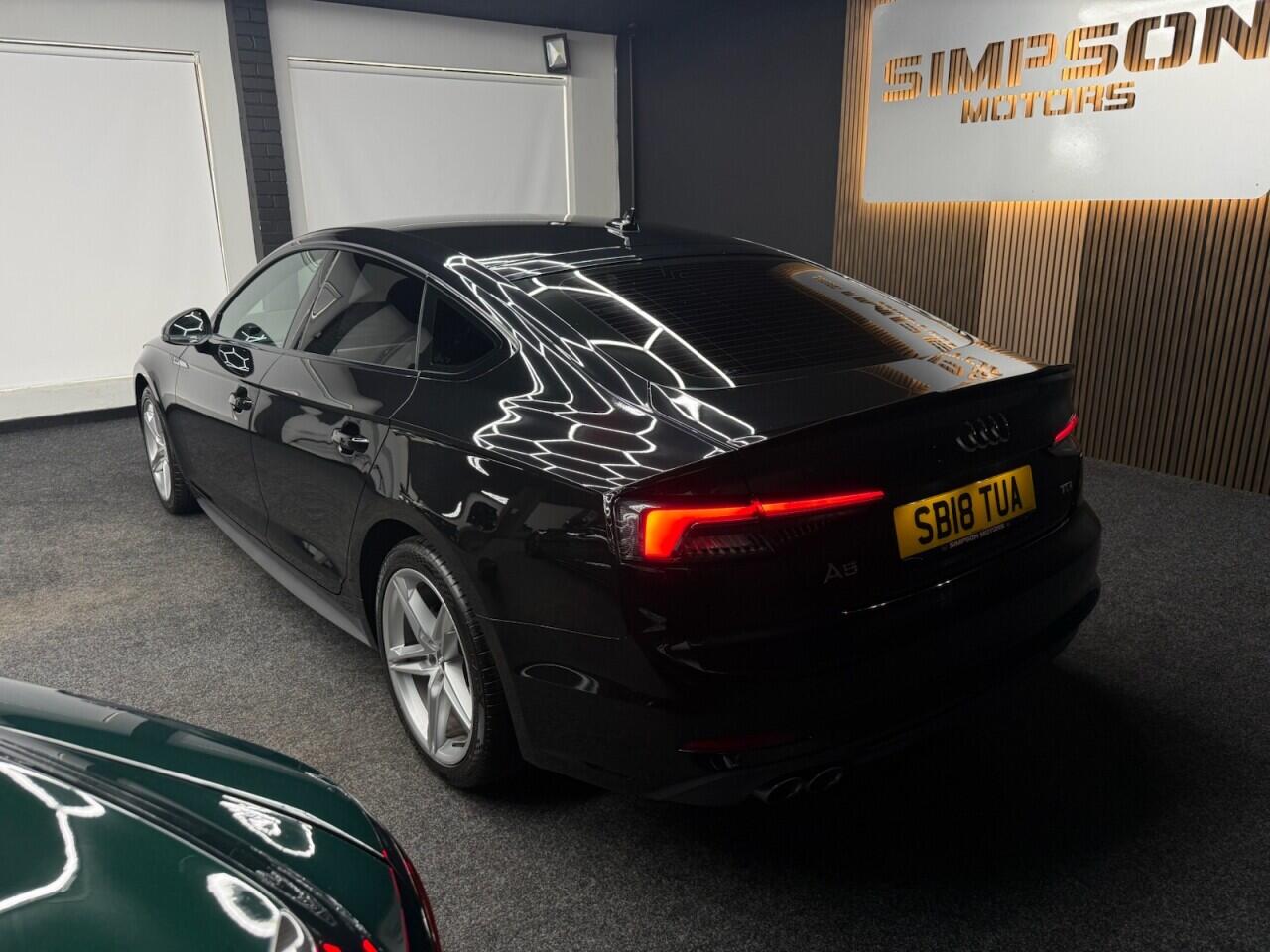 Audi A5 view 5