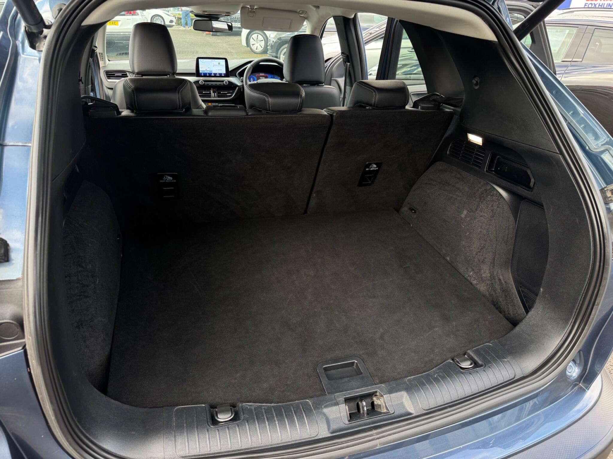 Ford Kuga view 9