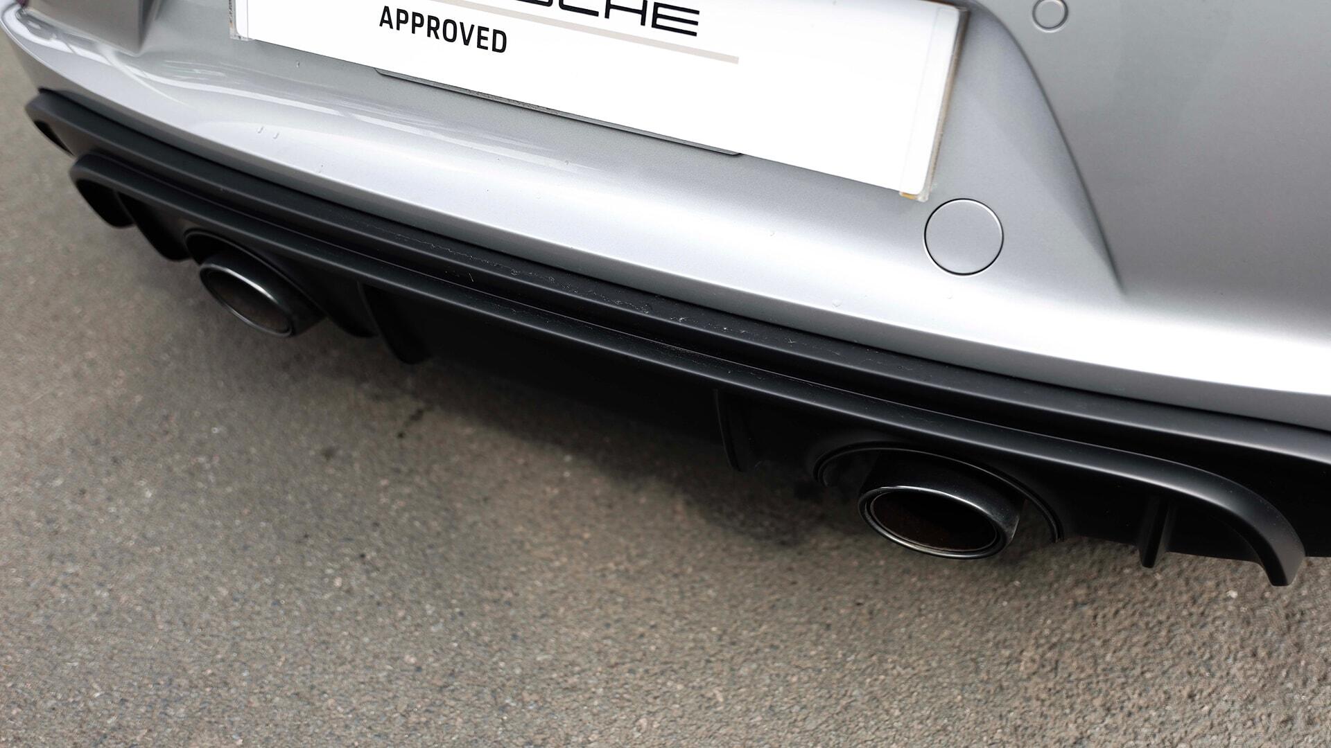 Porsche Cayman view 30