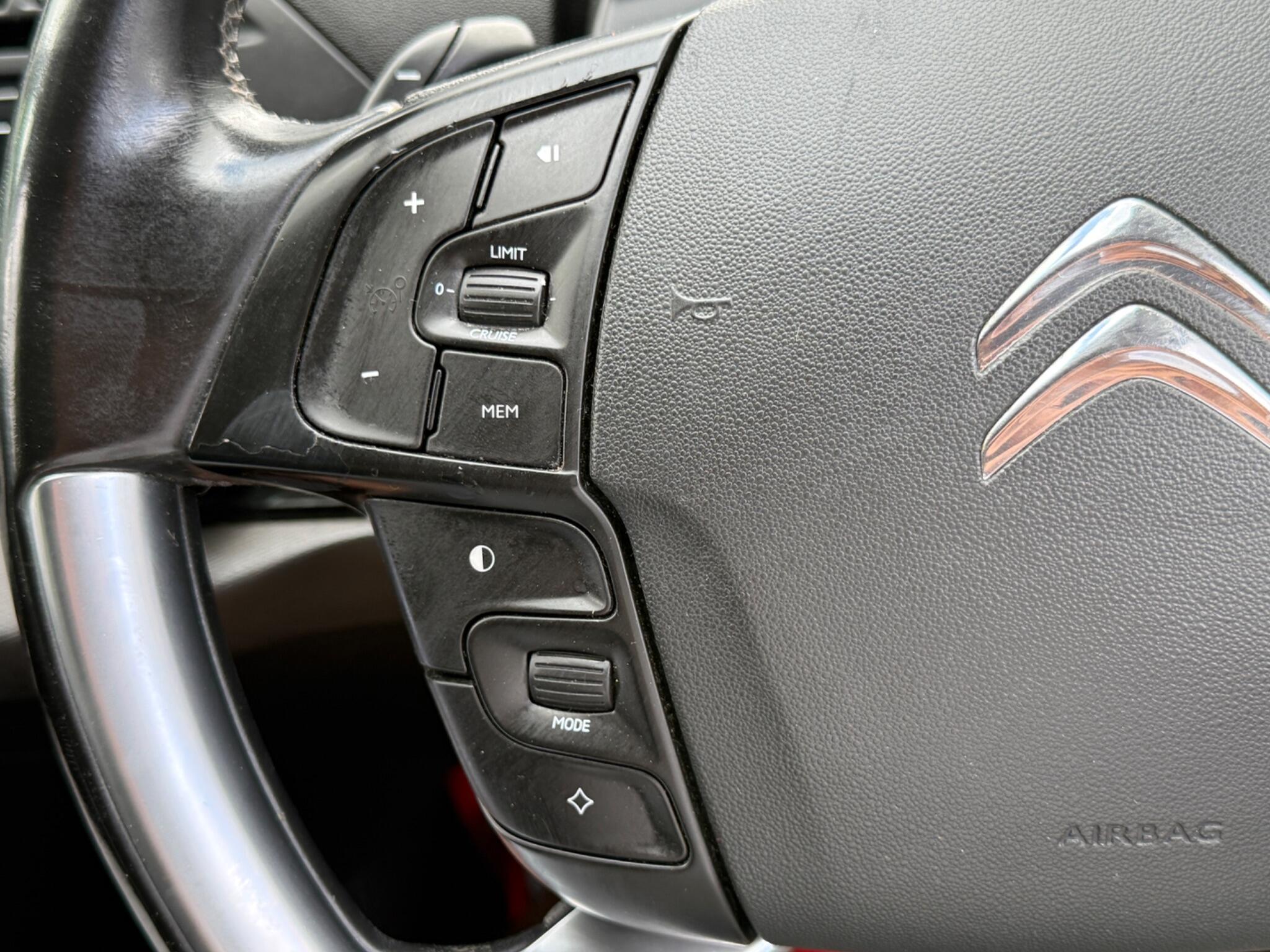 Citroen C4 Picasso - Image 57