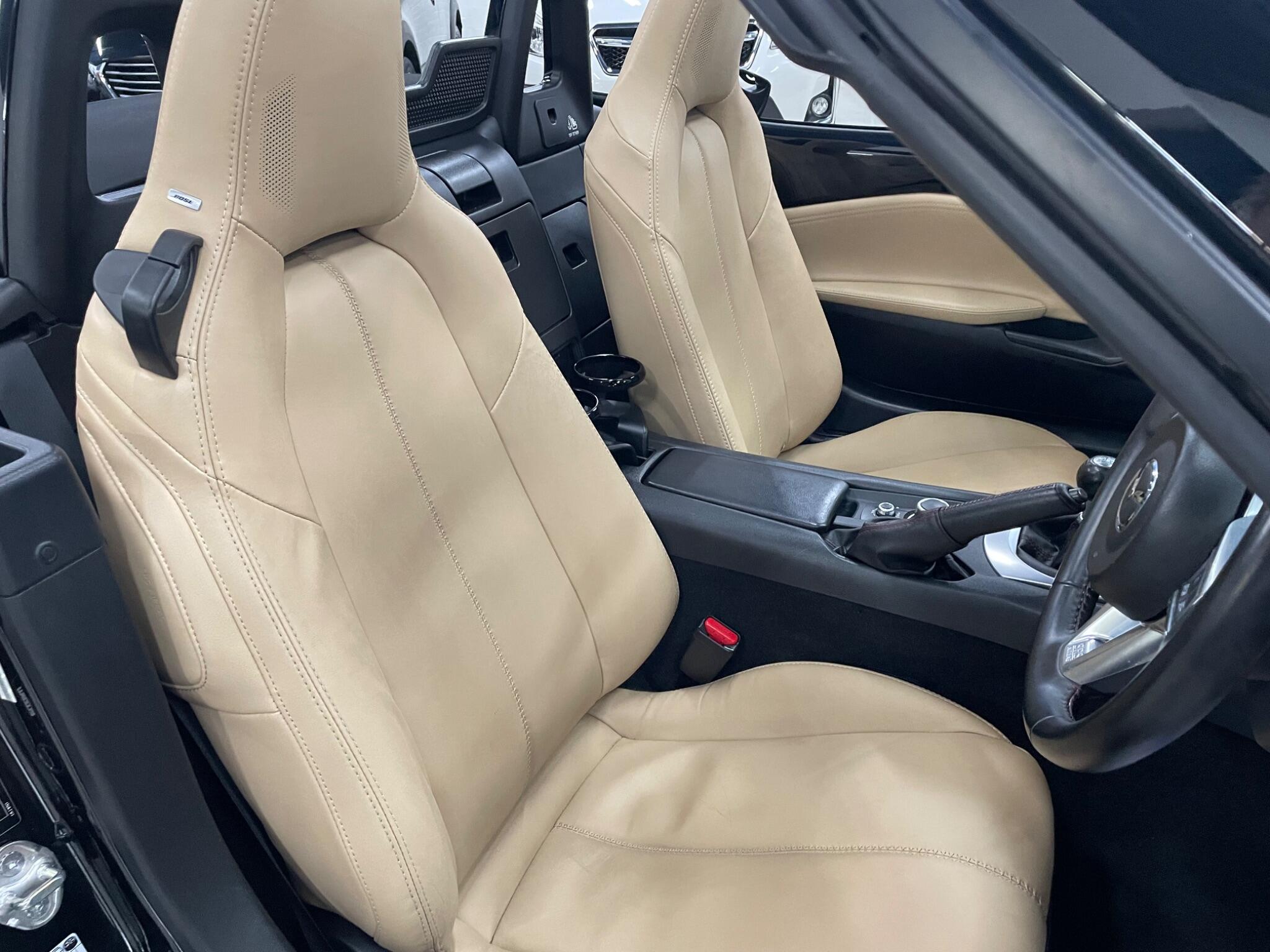 Mazda MX-5 view 14