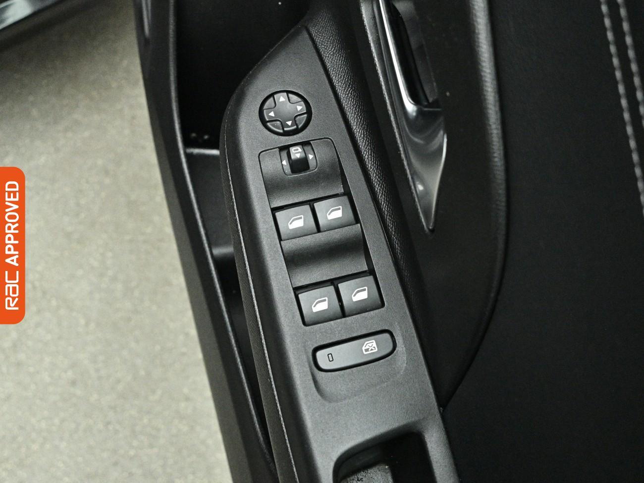 Vauxhall Corsa view 19