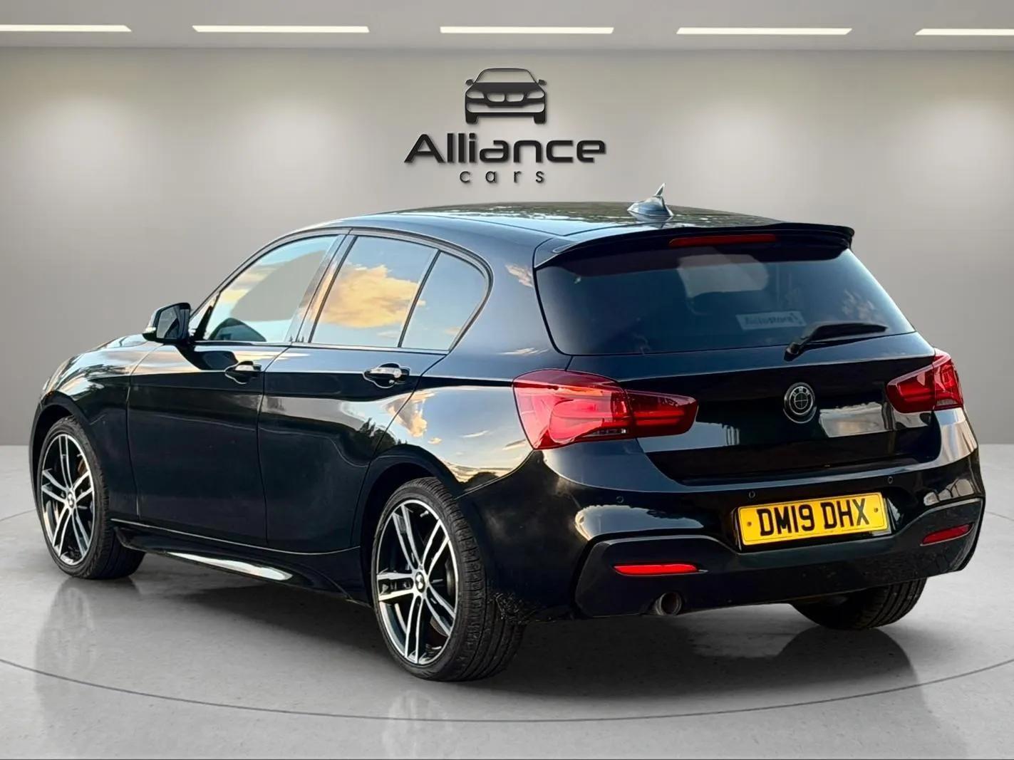 BMW 1 Series view 3