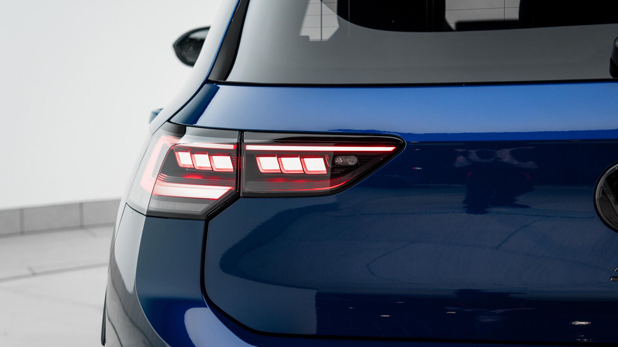 Volkswagen Golf view 13