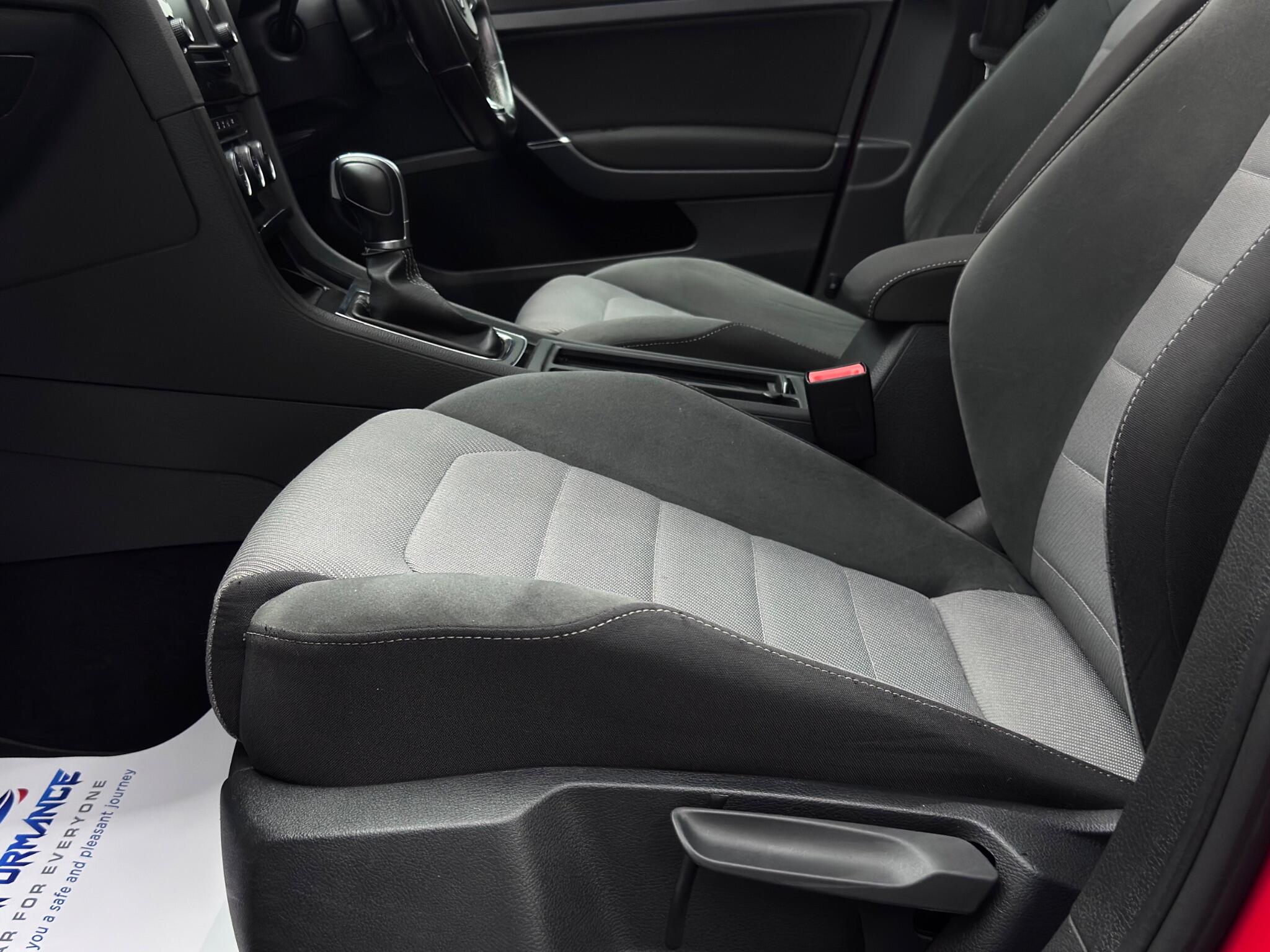 Volkswagen Golf view 66