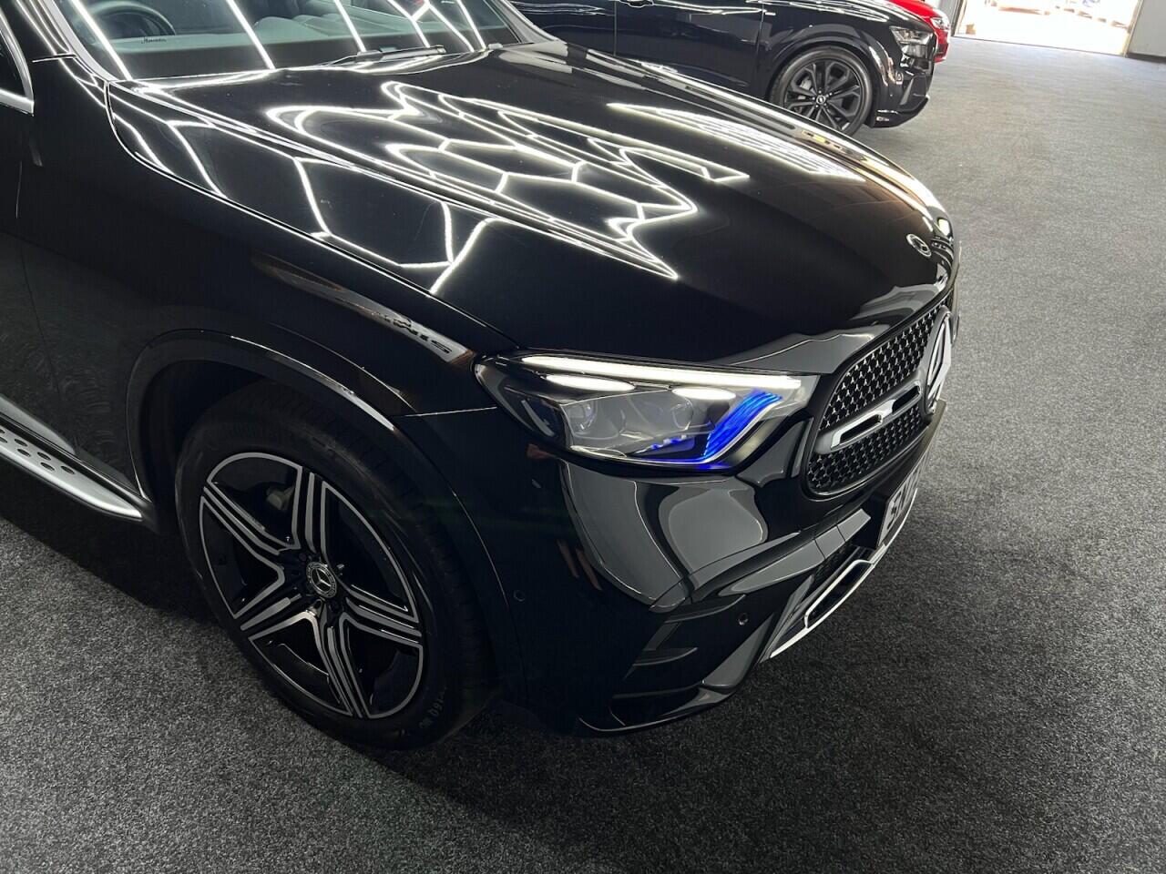 Mercedes-Benz GLC view 19