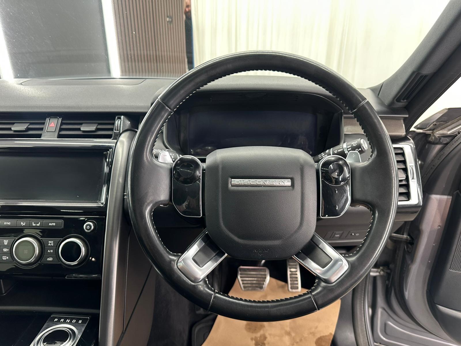 Land Rover Discovery view 39