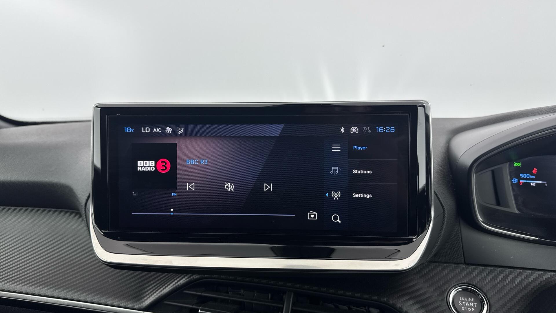 Peugeot 2008 view 30