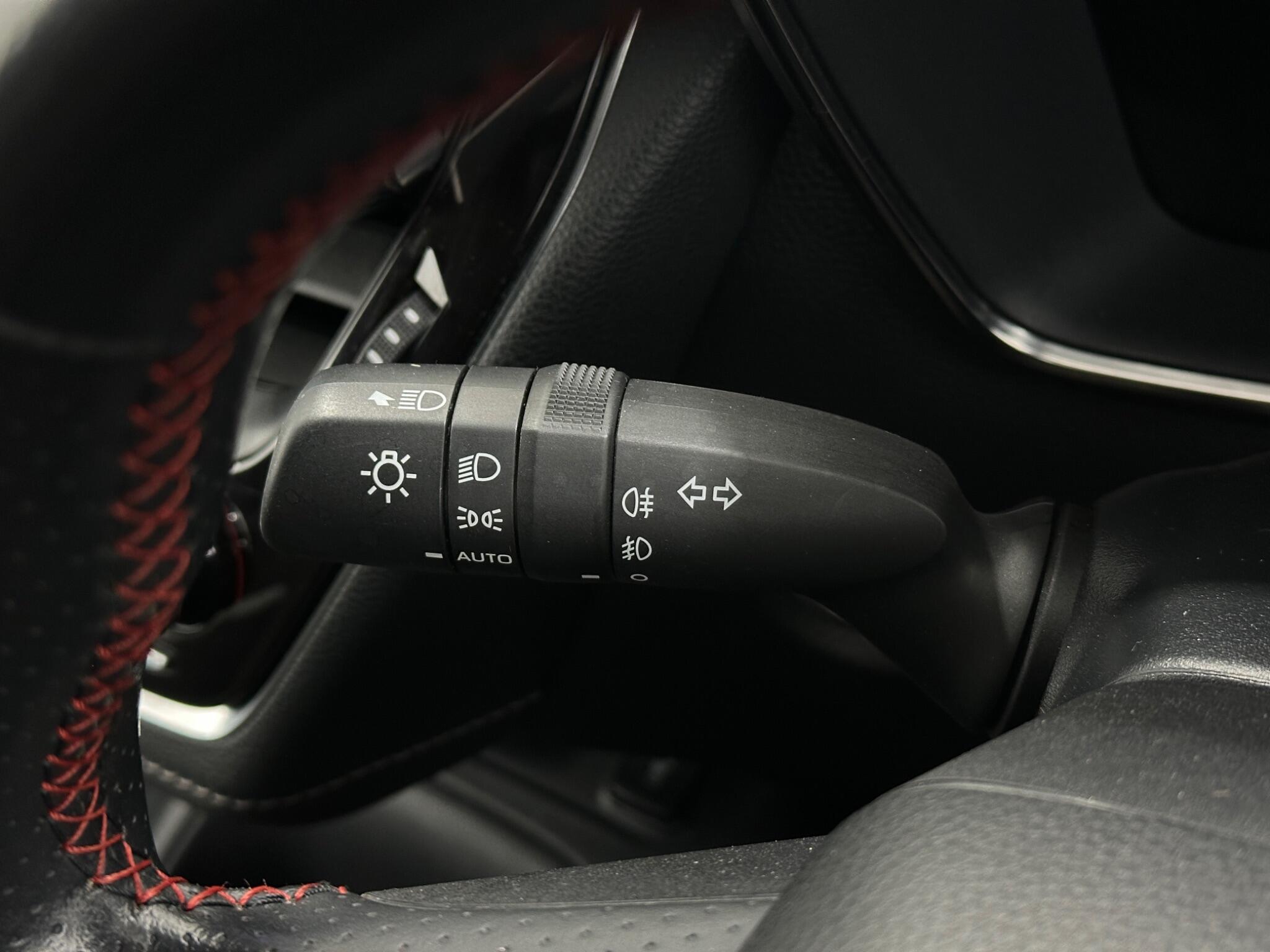 Toyota Corolla view 14