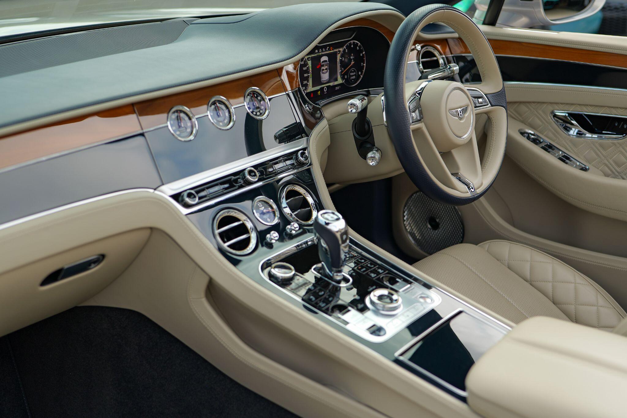 Bentley Continental view 21