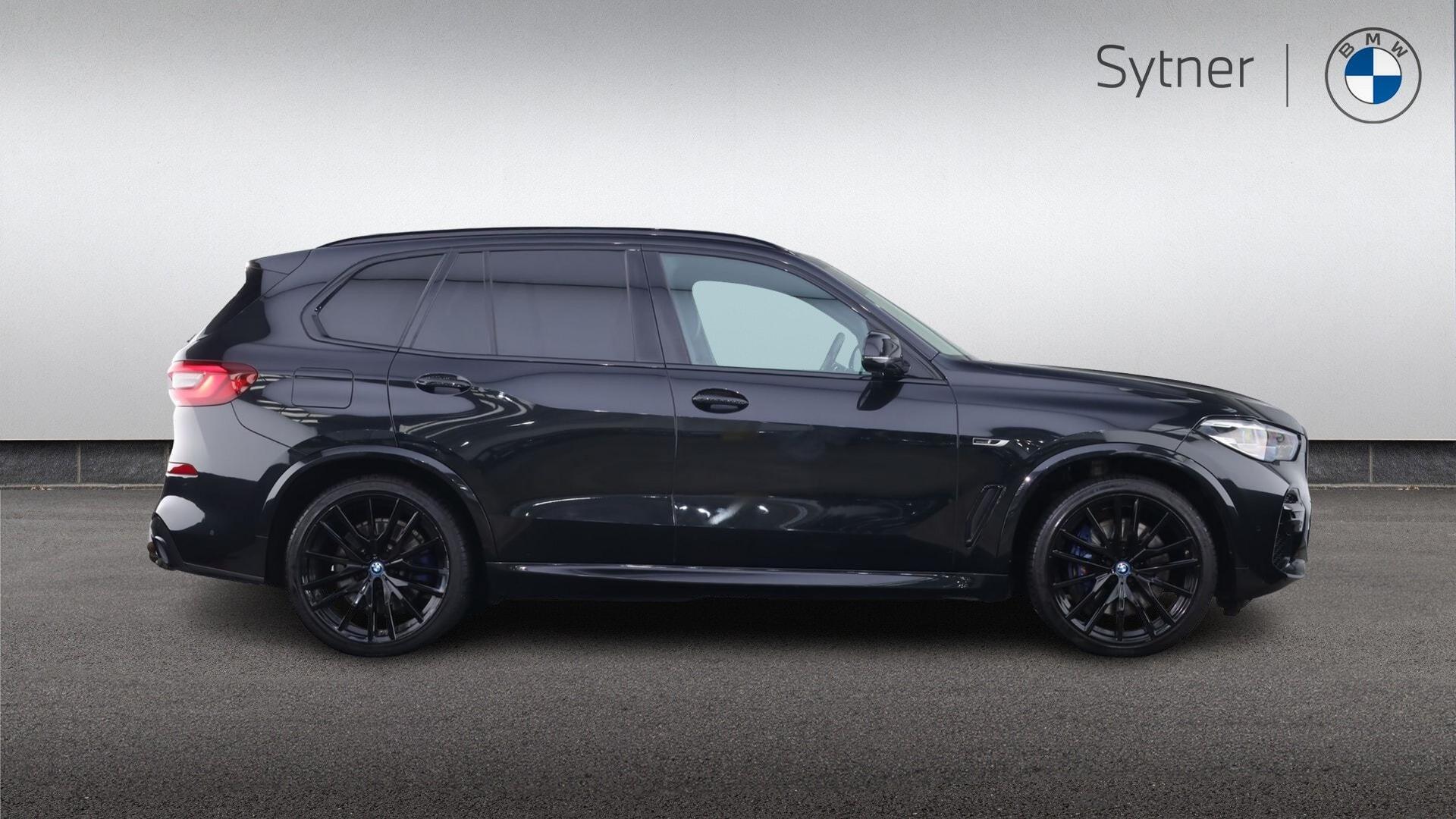 BMW X5 view 3